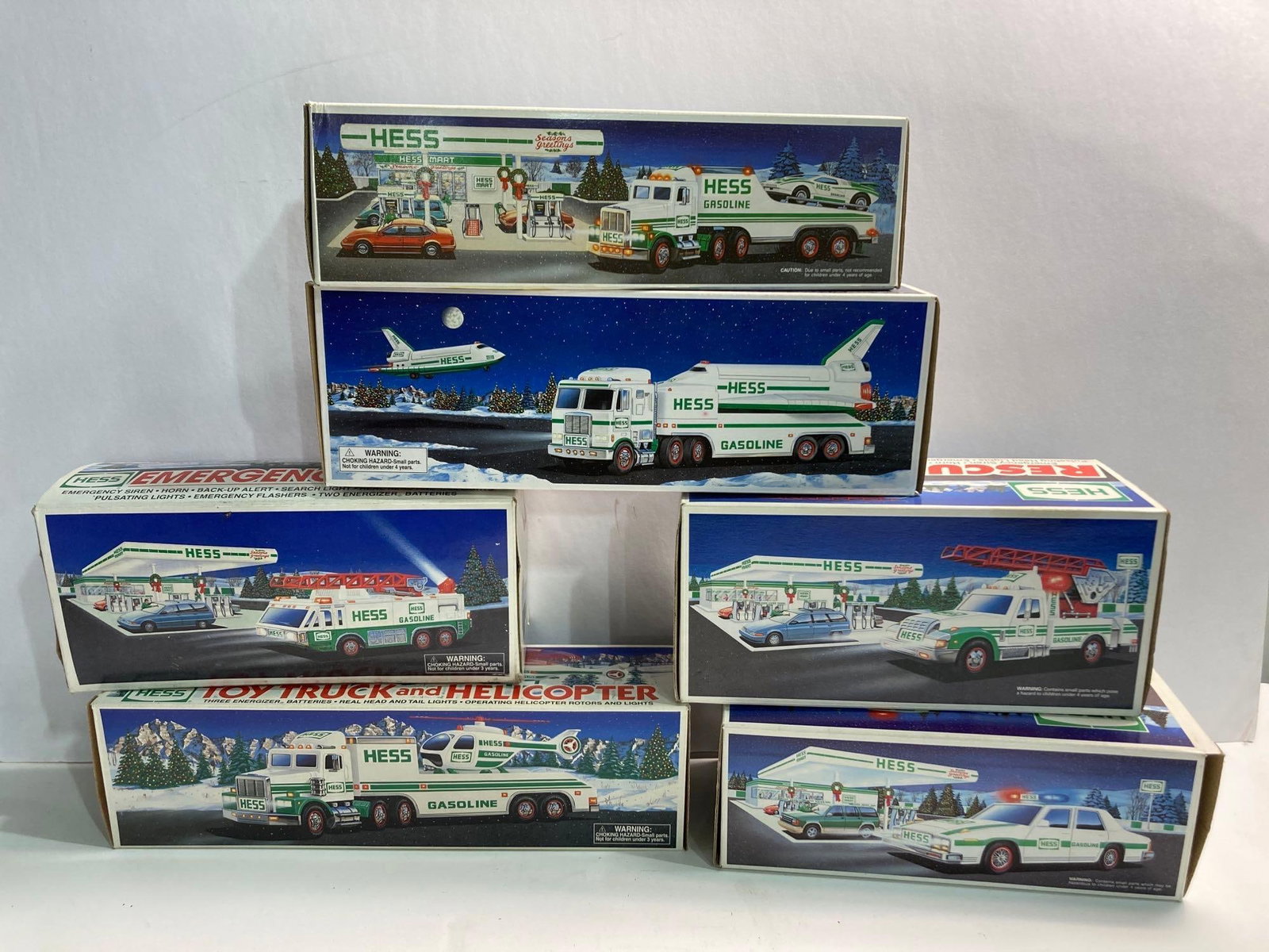 HESS TRUCKS & VEHICLES (1 of 4)