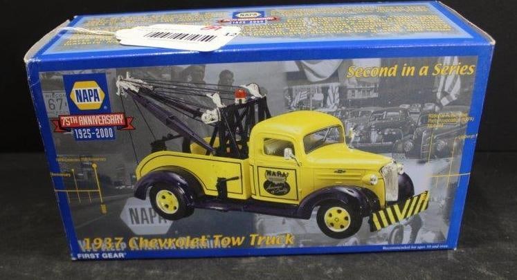 FIRST GEAR NAPA 75TH ANN. 1937 CHEVROLET TOW TRUCK SECOND IN A SERIES: .
