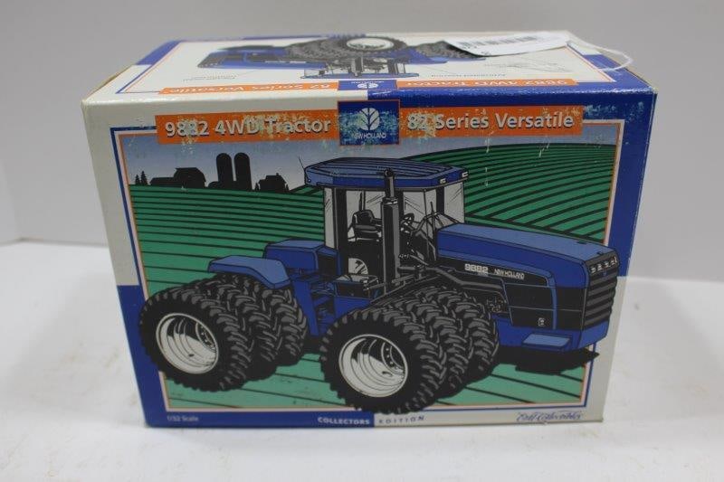 ERTL NEW HOLLAND 9882 4WD 82 SERIES TRACTOR COLLECTOR EDITION (1 of 4)