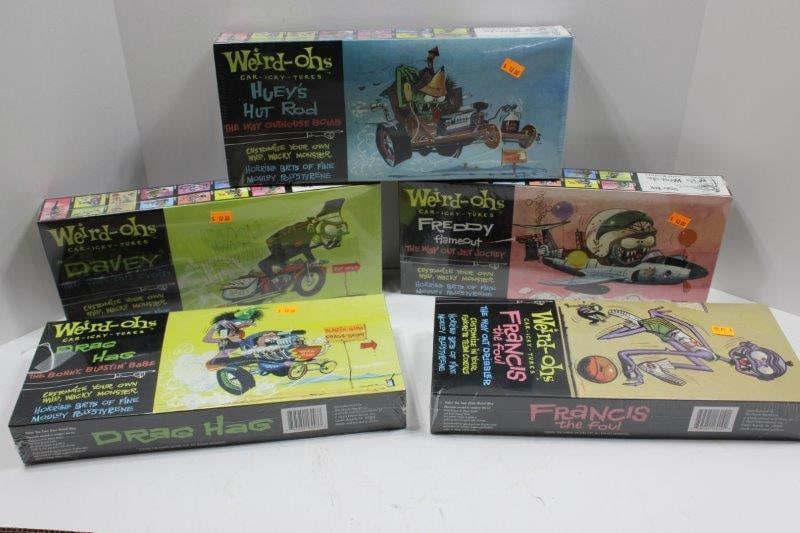 HAWK MODEL CO. WEIRD-OHS MODEL DRAG CAR-ICKY-TURES LOT OF 5: THIS LOT INCLUDES 5 NIB SEALED DRAG CAR MODEL KITS INCLUDING DRAG HAG, HUEYS HUT ROD, FRANCIS THE FOUL, FREDDY FLAMEOUT, DAVEY ?