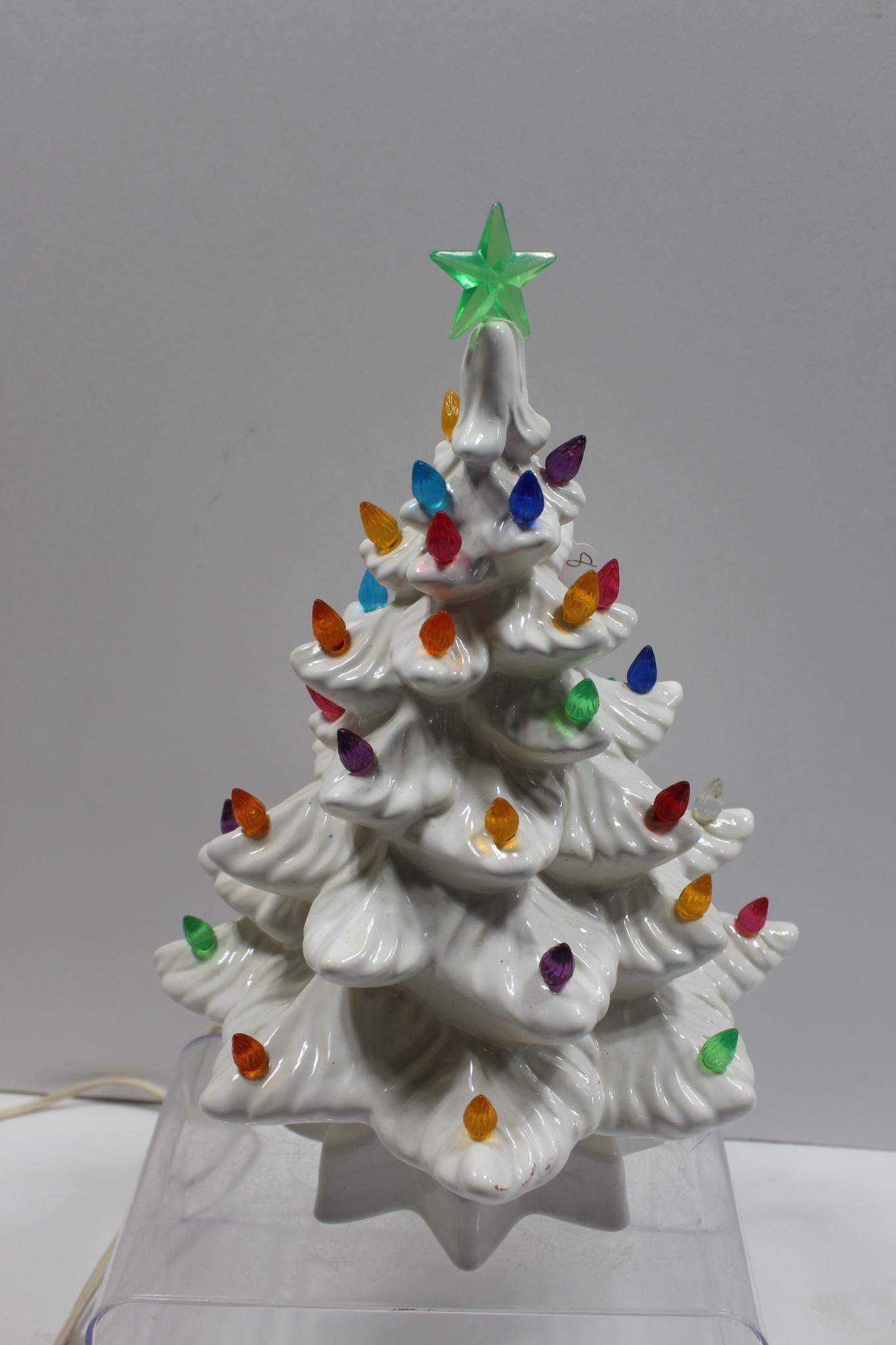 WHITE CERAMIC MUSIC BOX CHRISTMAS TREE (1 of 3)