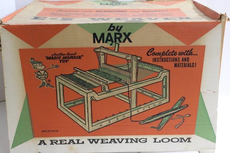 MARX TOYS REAL WEAVING LOOM (1 of 6)