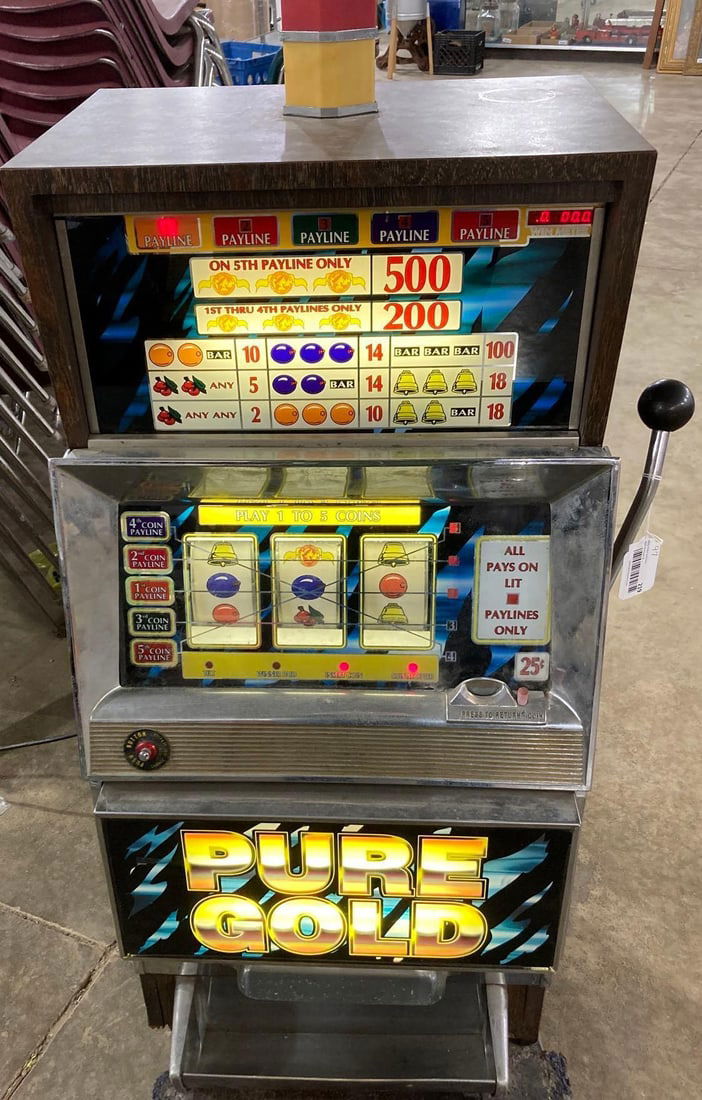 PURE GOLD VINTAGE SLOT MACHINE (1 of 5)