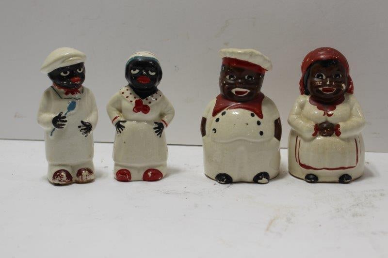 MAMMY & CHEF VINTAGE S&P SHAKERS: TWO SETS, MAY HAVE PAINT LOSS ON SEVERAL SHAKERS