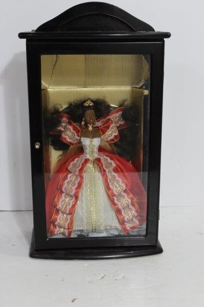 1997 HAPPY HOLIDAYS SPECIAL EDITION BARBIE (1 of 5)