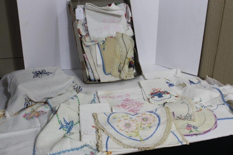EMBROIDERED LINENS: INCLUDES TABLE RUNNERS, CLOTHS, DOILIES AND MORE