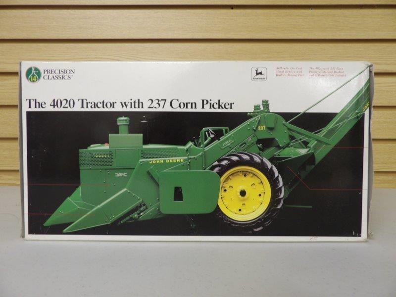 ERTL JOHN DEERE 4020 TRACTOR W/ 237 CORN PICKER HIGHLY DETAILED PRECISION CLASSICS NO. 14: NIB 1/16 SCALE STOCK NO. 5083