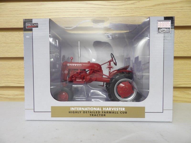 SPEC CAST IH HIGHLY DETAILED FARMALL CUB TRACTOR LIMITED EDITION 30TH ANN. 2022 OHIO FFA (1 of 5)