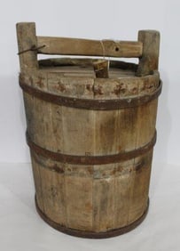 Primitive wagon bucket