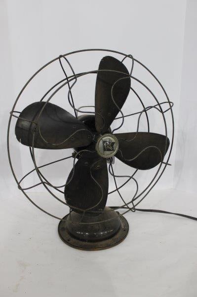 Robbins & Myers Inc 3 speed fan (1 of 4)