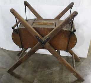 Vermont Farm Machines Co Davis Swinging Churn