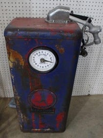 Tokheim 40 gas pump