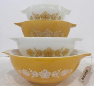Butterfly Gold Cinderella Nesting Bowl Set