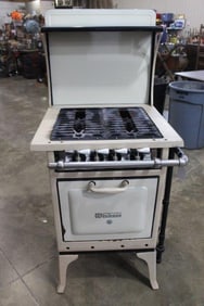 Montgomery Ward Windsor Porcelain Gas Stove