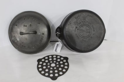Griswold #8 Tite-Top Dutch Oven