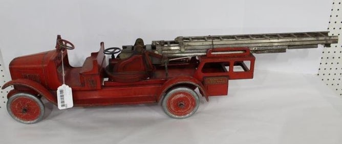 Nice Buddy-L Aerial Truck