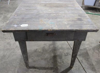 Great early painted 1-drw mercantile table