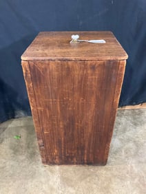 Square Nailed Primitive Storage Bin