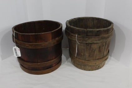 Pair of Primitive Buckets