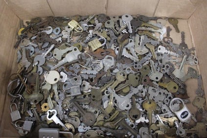 Early Automobile and Misc Keys