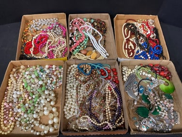 Lot of Vintage Jewelry