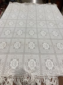 Off-white Cotten throw