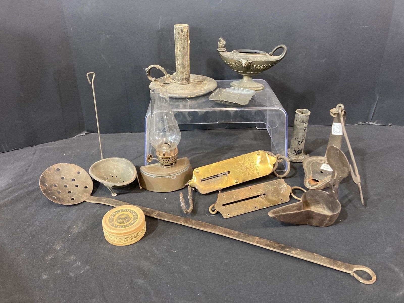 Betty Lamps, Mini Oil Lamp, Scales and more (1 of 9)