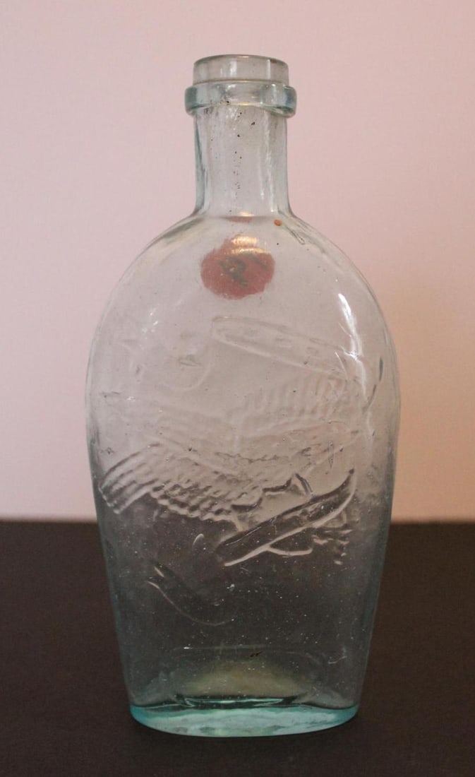 Half Pint Union Clasped Hands Eagle Flask (1 of 2)