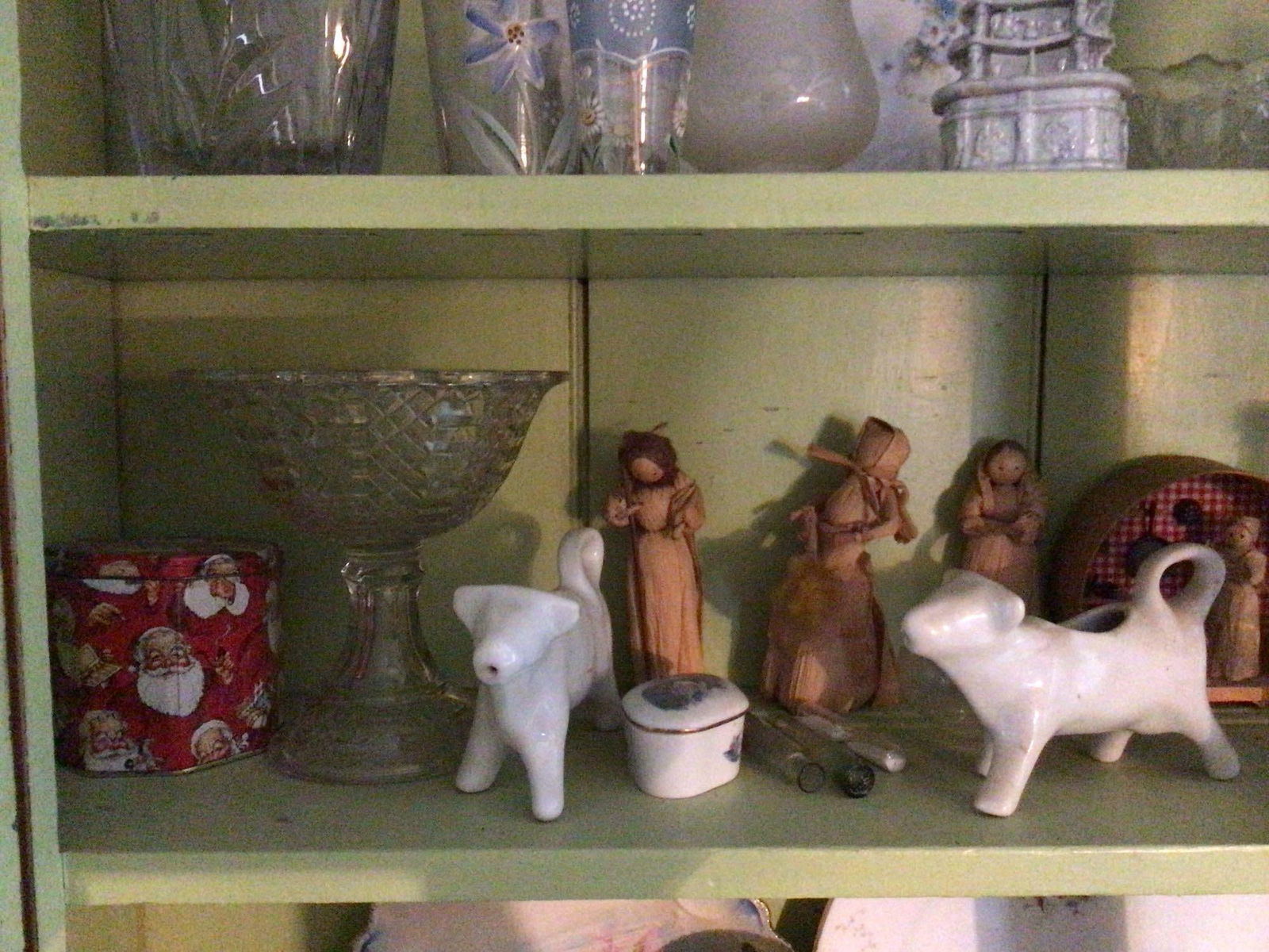 Cow Creamers, Corn Husk Dolls, & Misc Dishes (1 of 2)