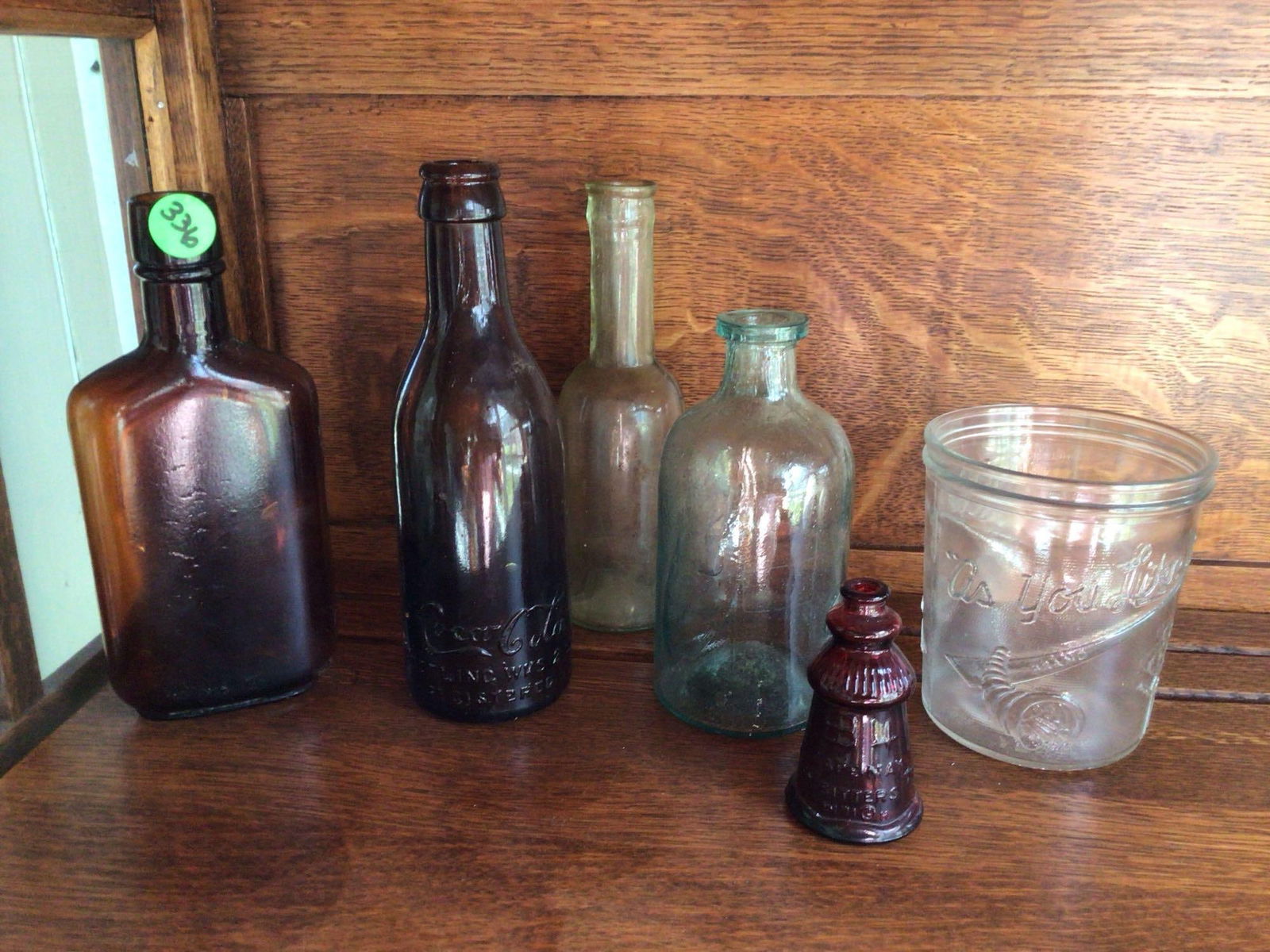 Lot of 5 bottles and peanut butter jar (1 of 4)