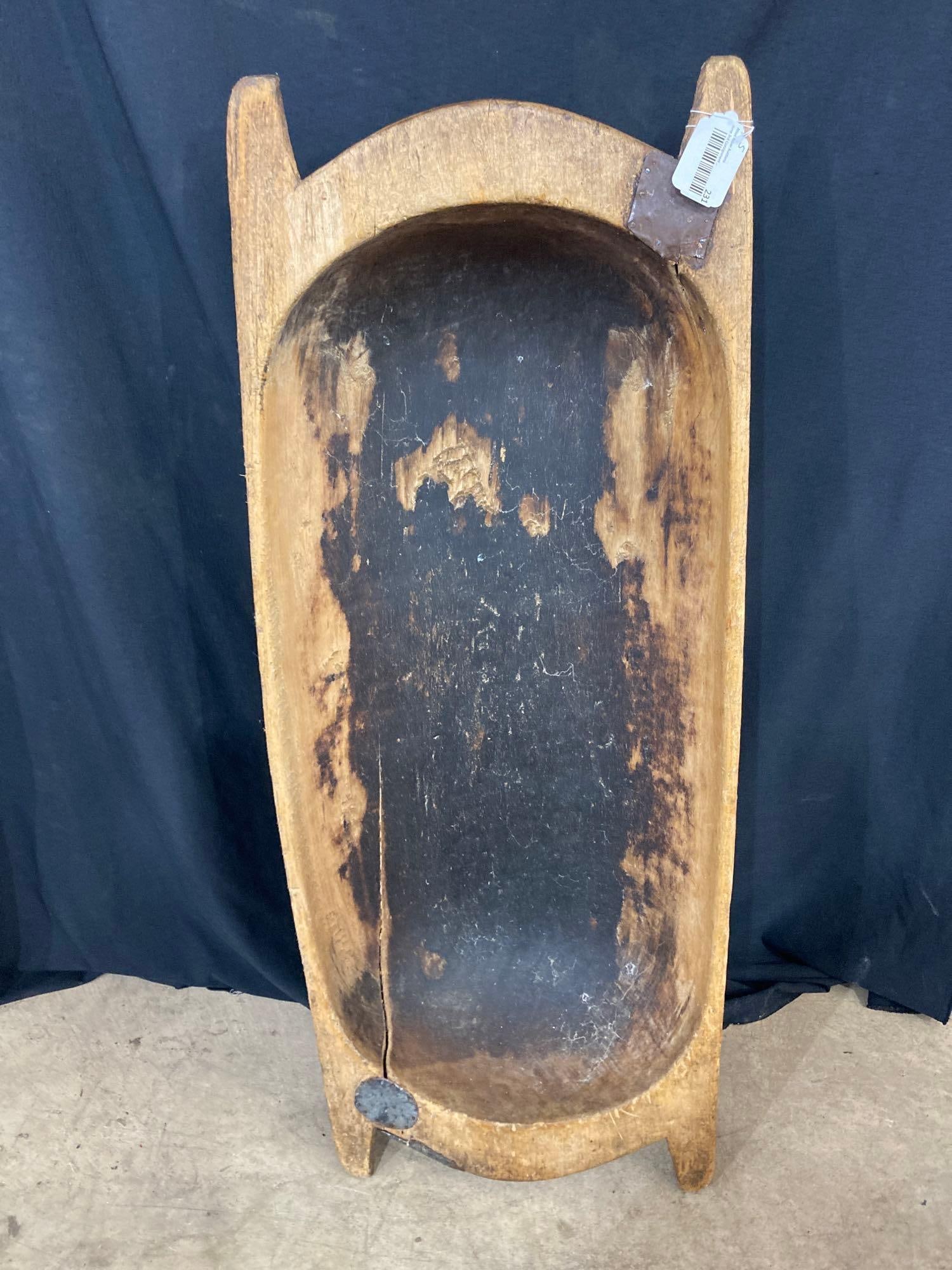 Primitive wooden trencher bowl (1 of 5)