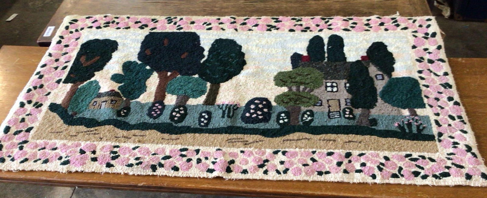 Hook and Latch Folk Art Wall Hanger (1 of 5)