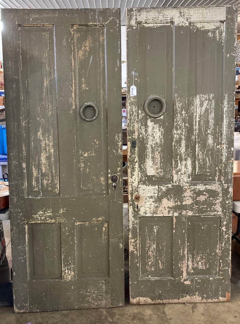 PAIR OF EARLY PROHIBITION SPEAKEASY DOORS (1 of 14)