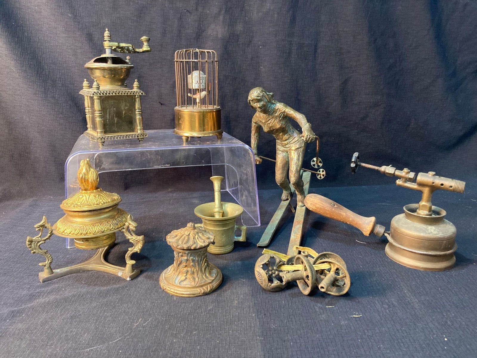 LOT OF UNUSUAL BRASS ITEMS (1 of 15)
