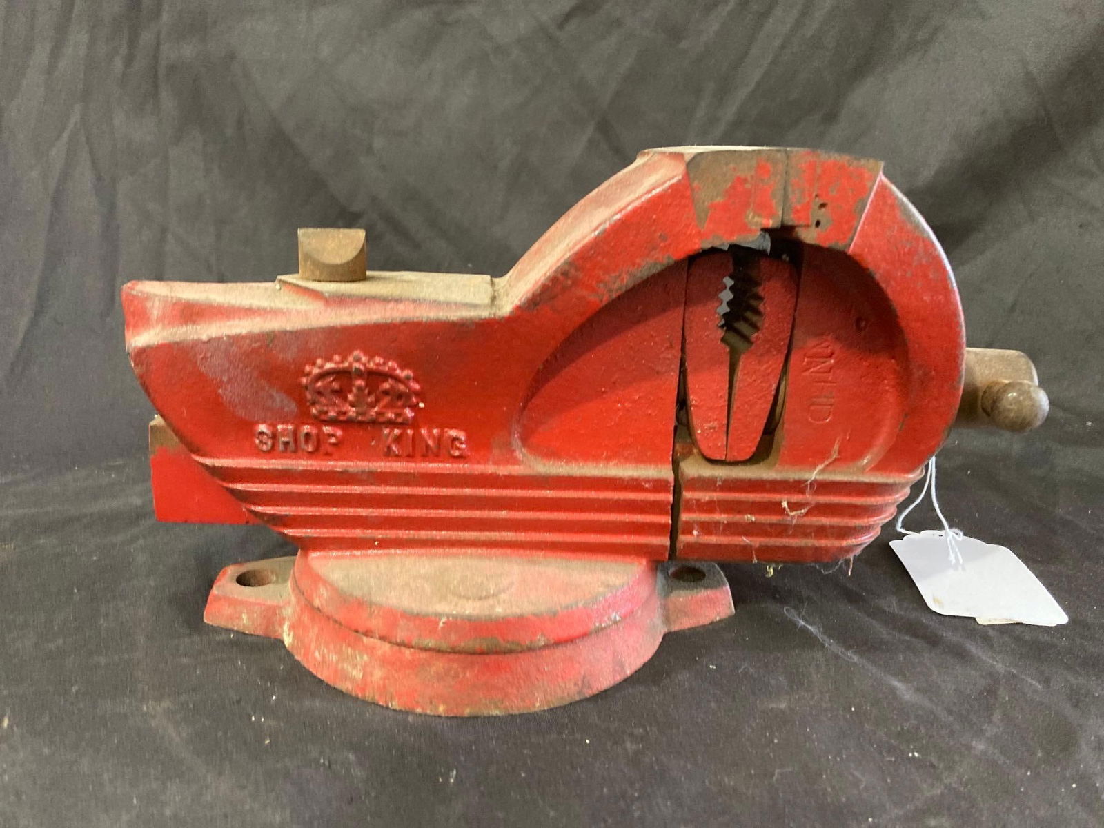 WIlton Vise (1 of 2)