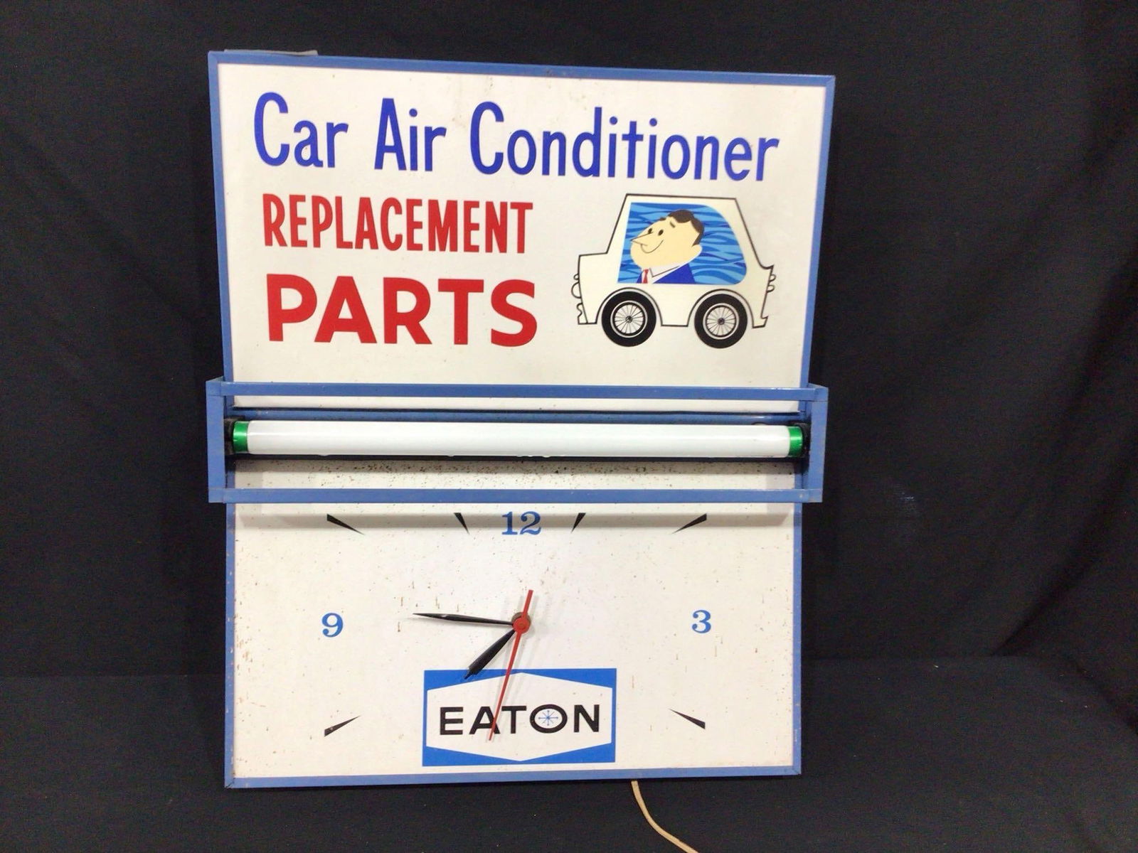 Eaton Air Conditioner Lighted Clock (1 of 5)
