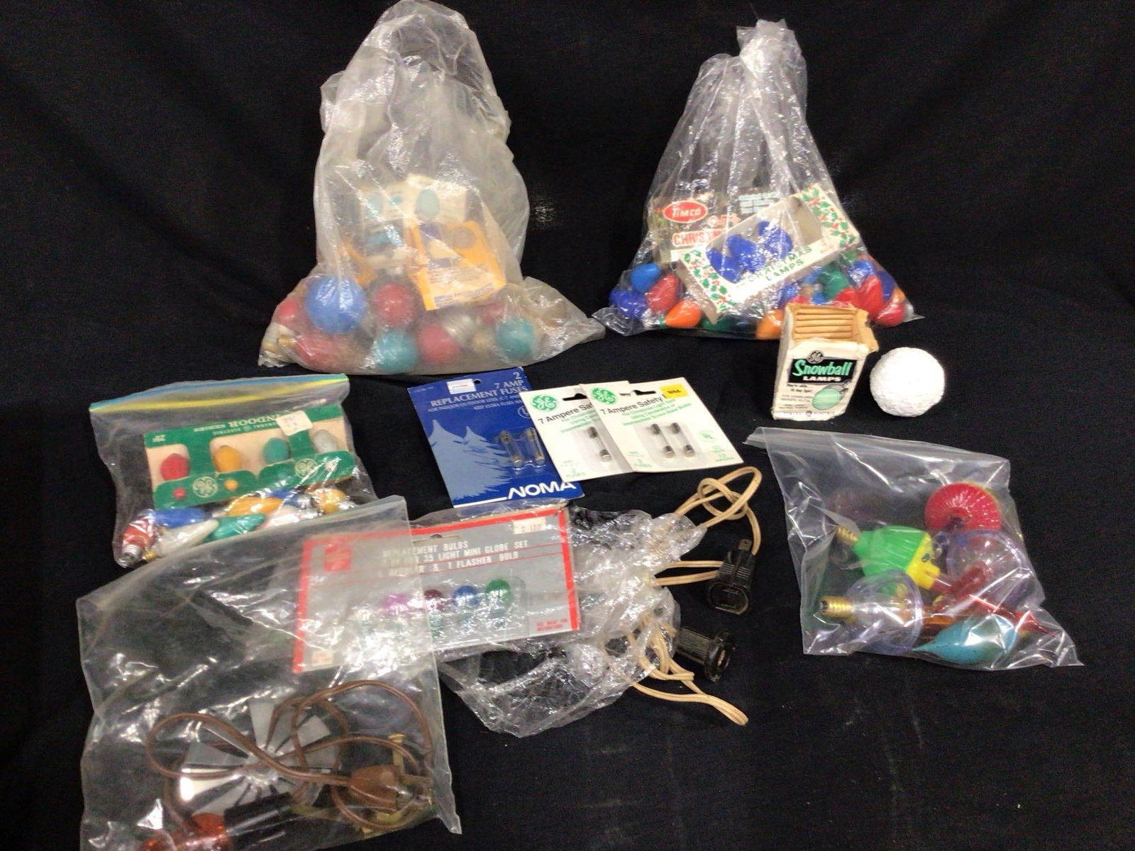 Bubble Lights, Snowball Lights, and Bulbs (1 of 4)