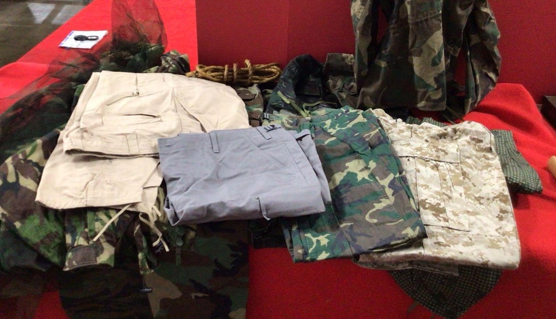 MILITARY UNIFORMS AND MISC GEAR: XL PROPPER PANTS W/TAGS, CAMO COATS AND PANTS