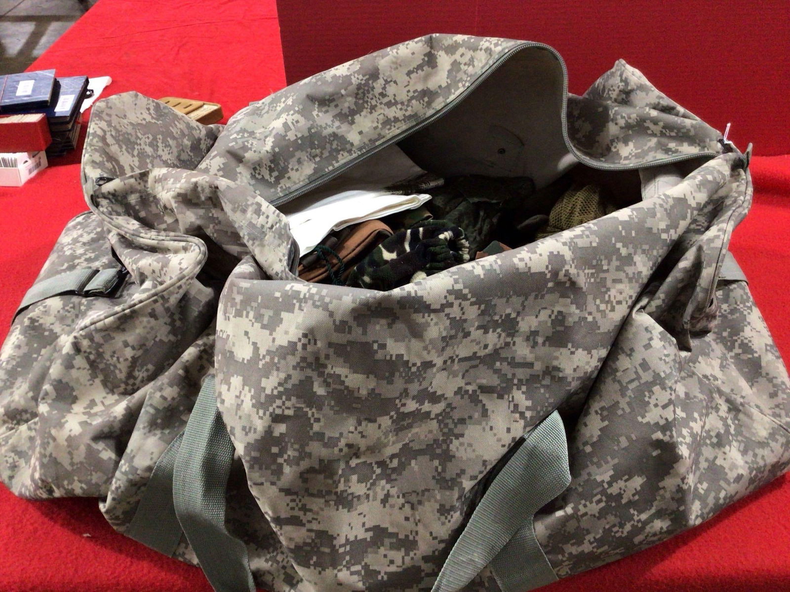 LARGE DUFFEL WITH MILITARY GEAR (1 of 4)