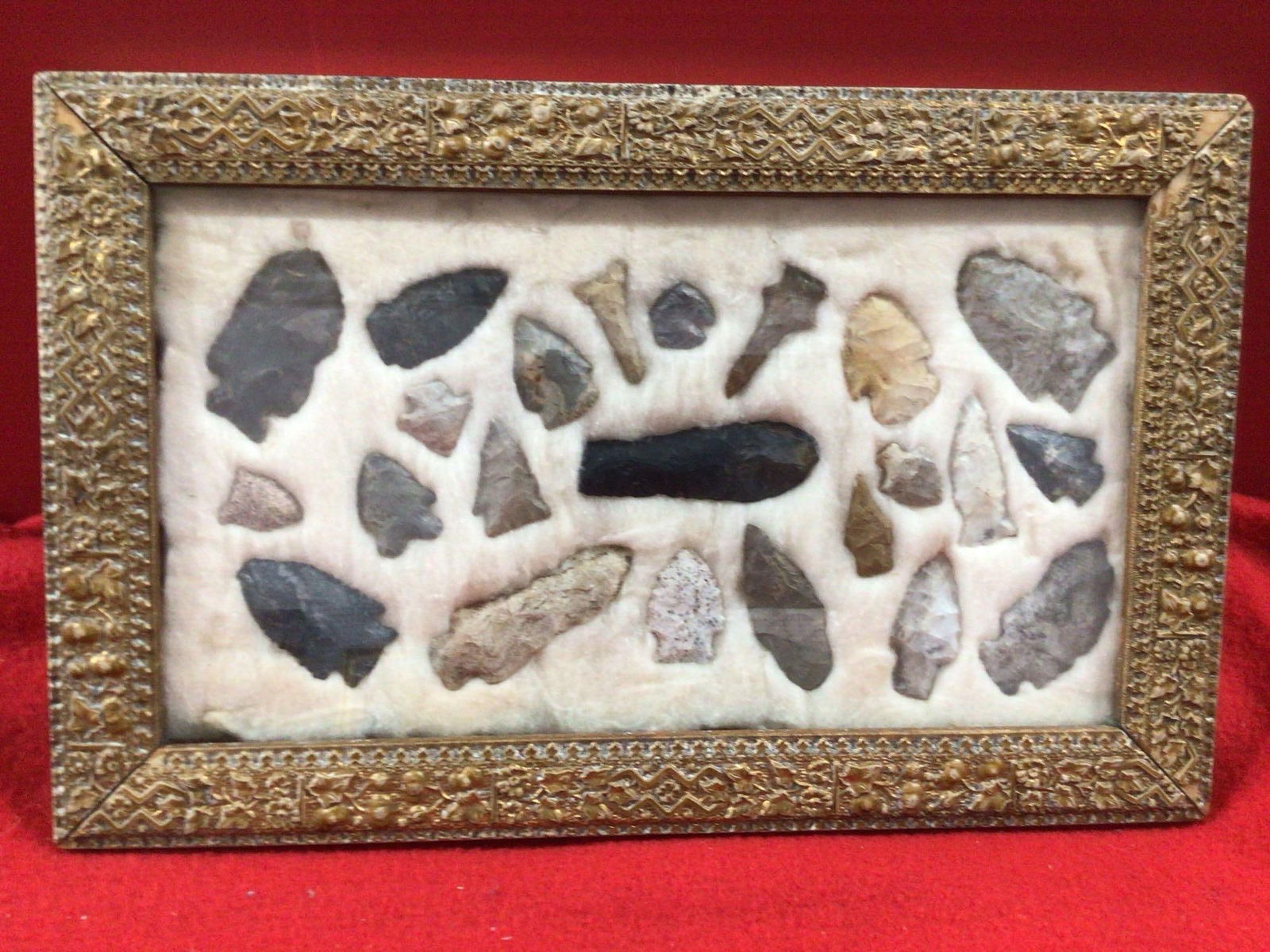 NATIVE AMERICAN SPEAR HEADS, DRILLS AND ARROWHEADS (1 of 4)