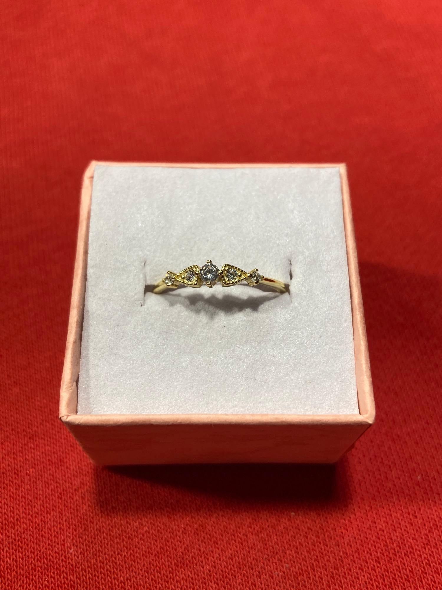 SIZE 6 ADJUSTABLE 5 STONE 925 RING: MARKED S925