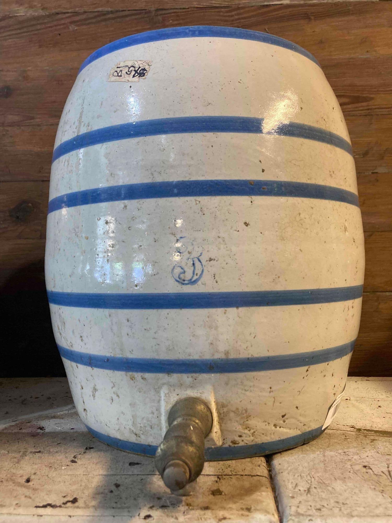 STONEWARE 3 GALLON WATER DISPENSER: NO LID BUT INCLUDES SPOUT. A FEW MINOR CHIPS. 12.5 INCHES TALL