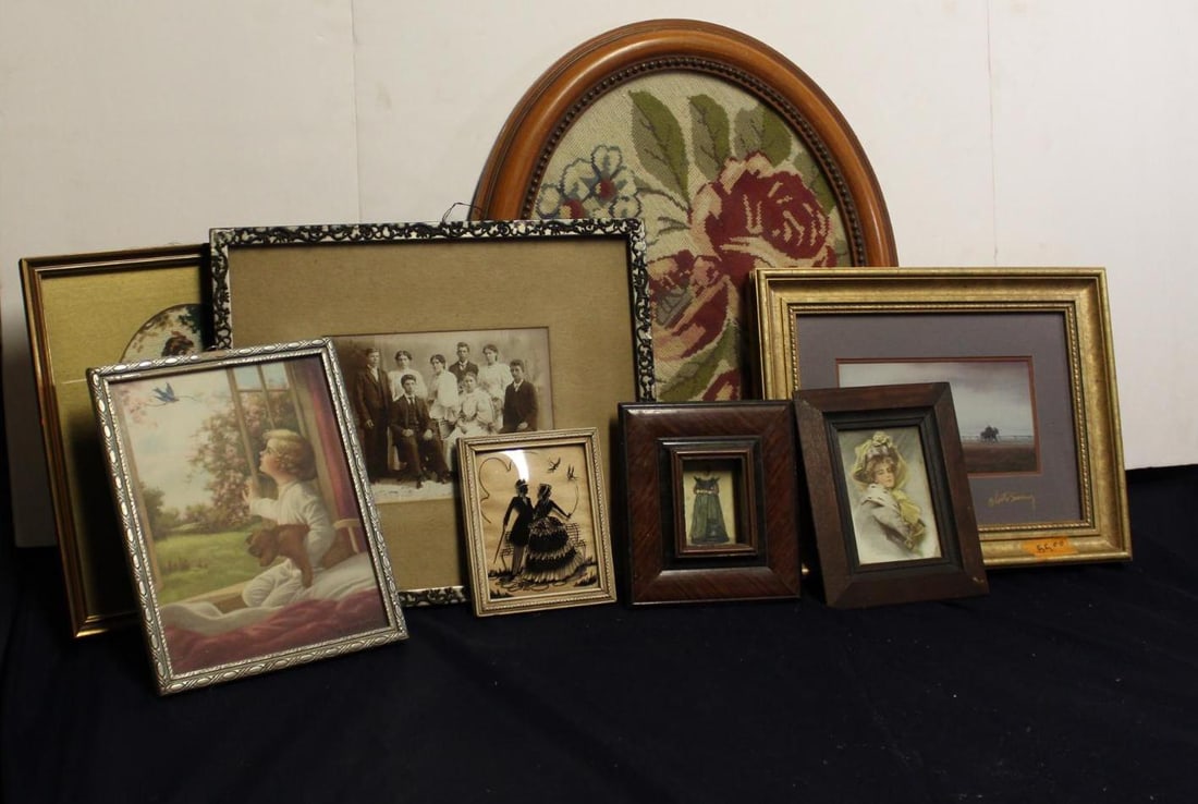 FRAMED ART AND PICTURES (1 of 4)