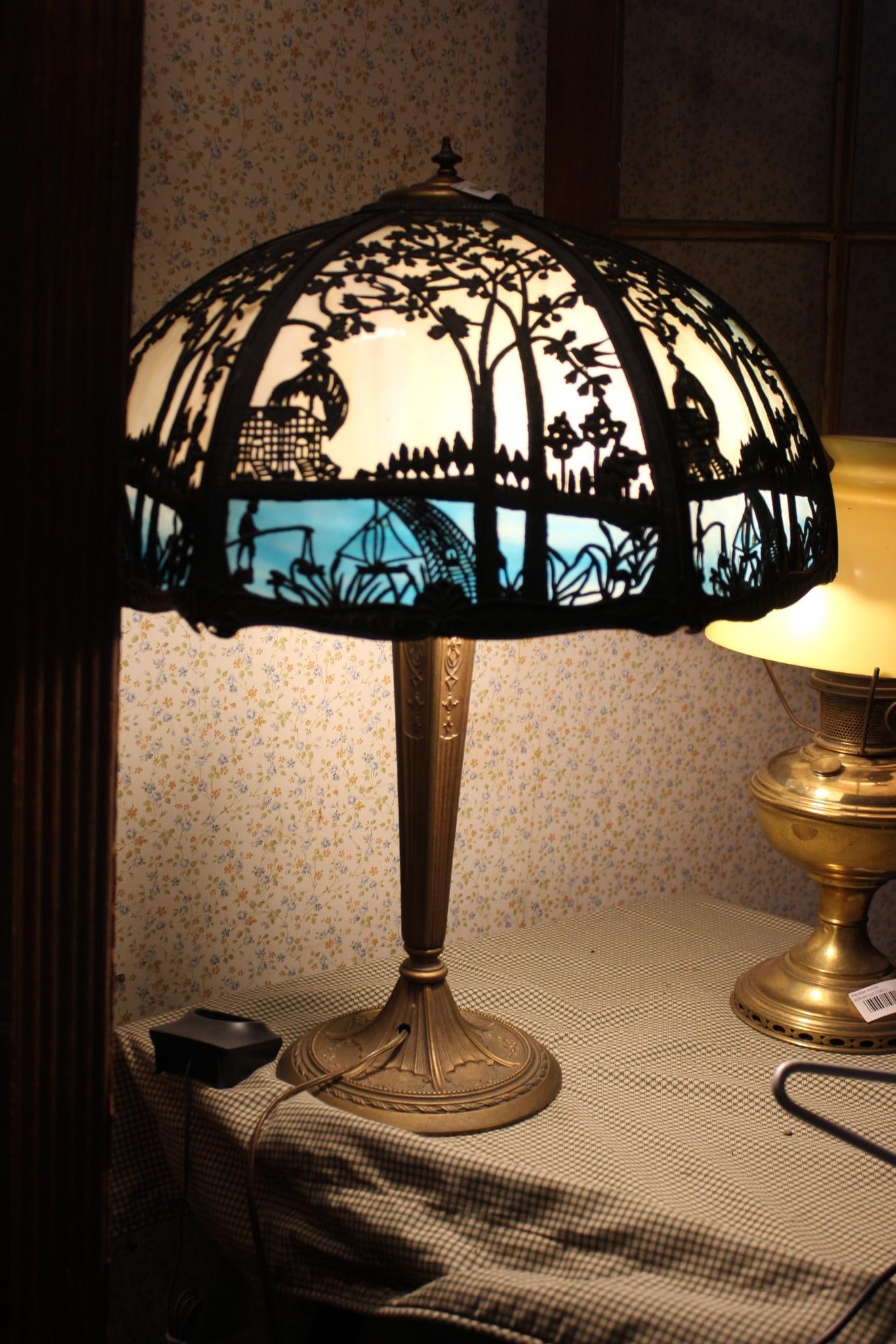 6 PANEL SLUMP GLASS TABLE LAMP W/ LANDSCAPE FILIGREE OVERLAY BLUE & WHITE SLAG GLASS (1 of 4)