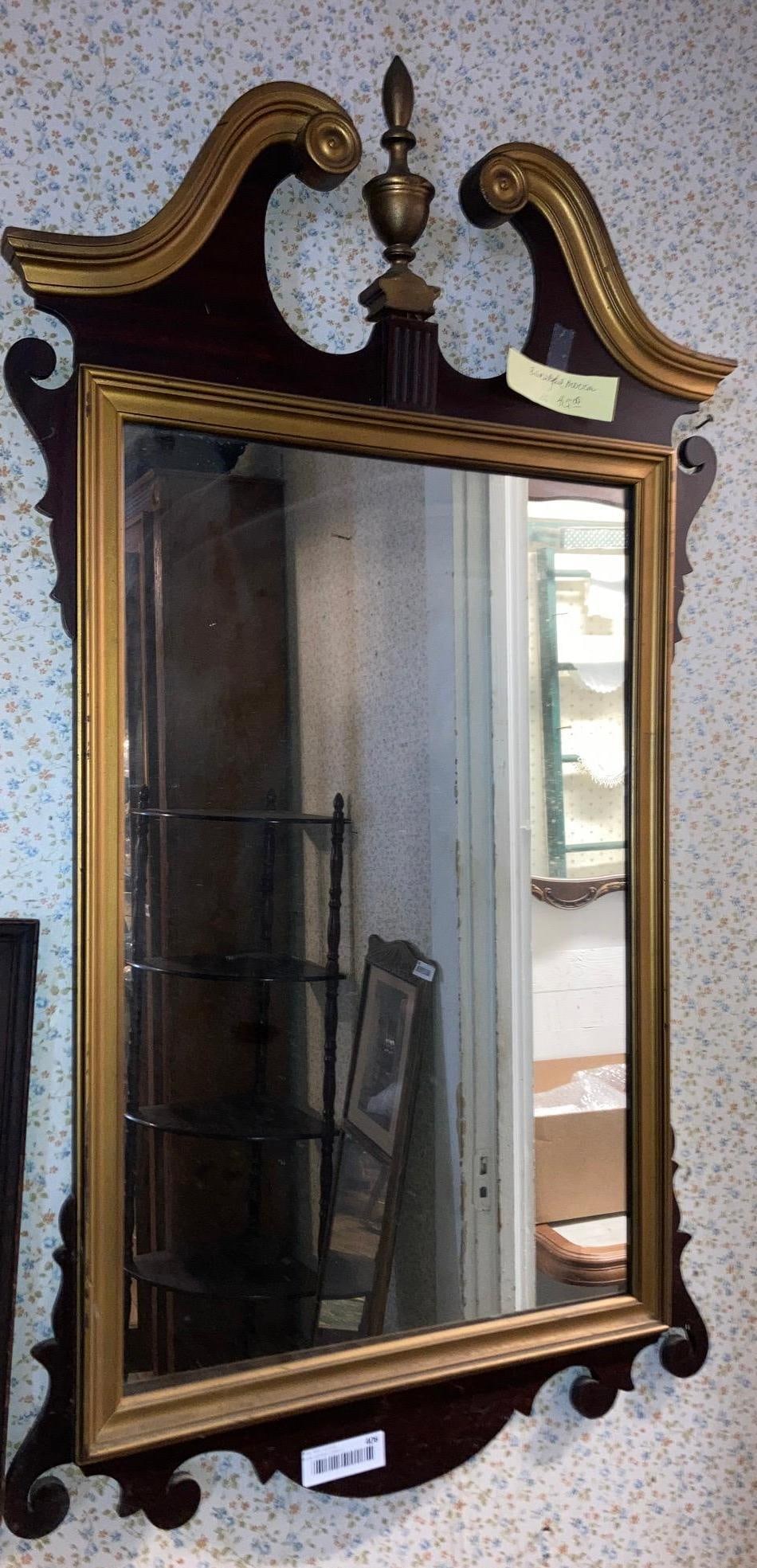 FEDERAL STYLE WALL MIRROR (1 of 2)