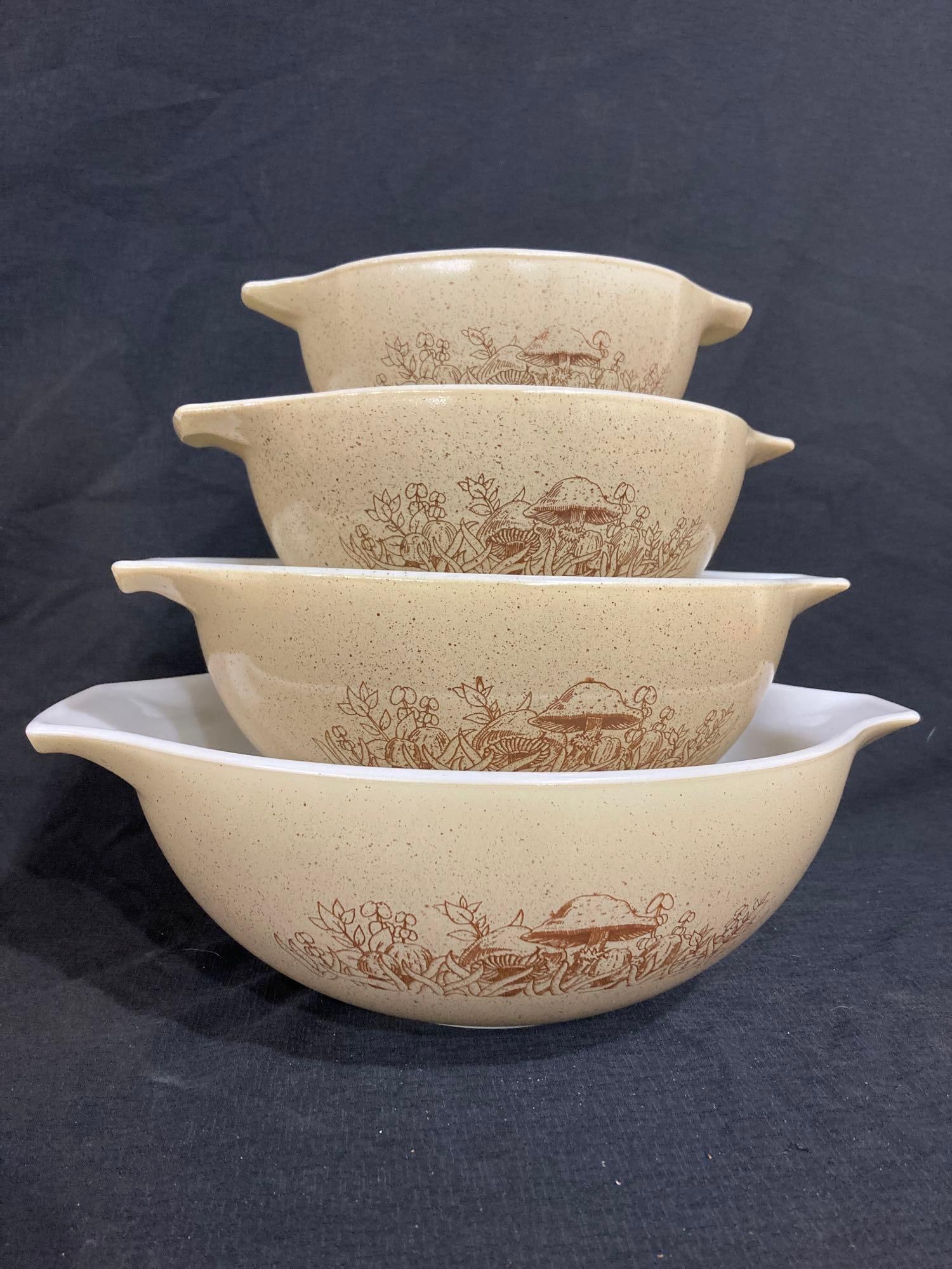 FOREST FANCIES MUSHROOM PYREX CINDERELLA NESTING BOWLS (1 of 6)
