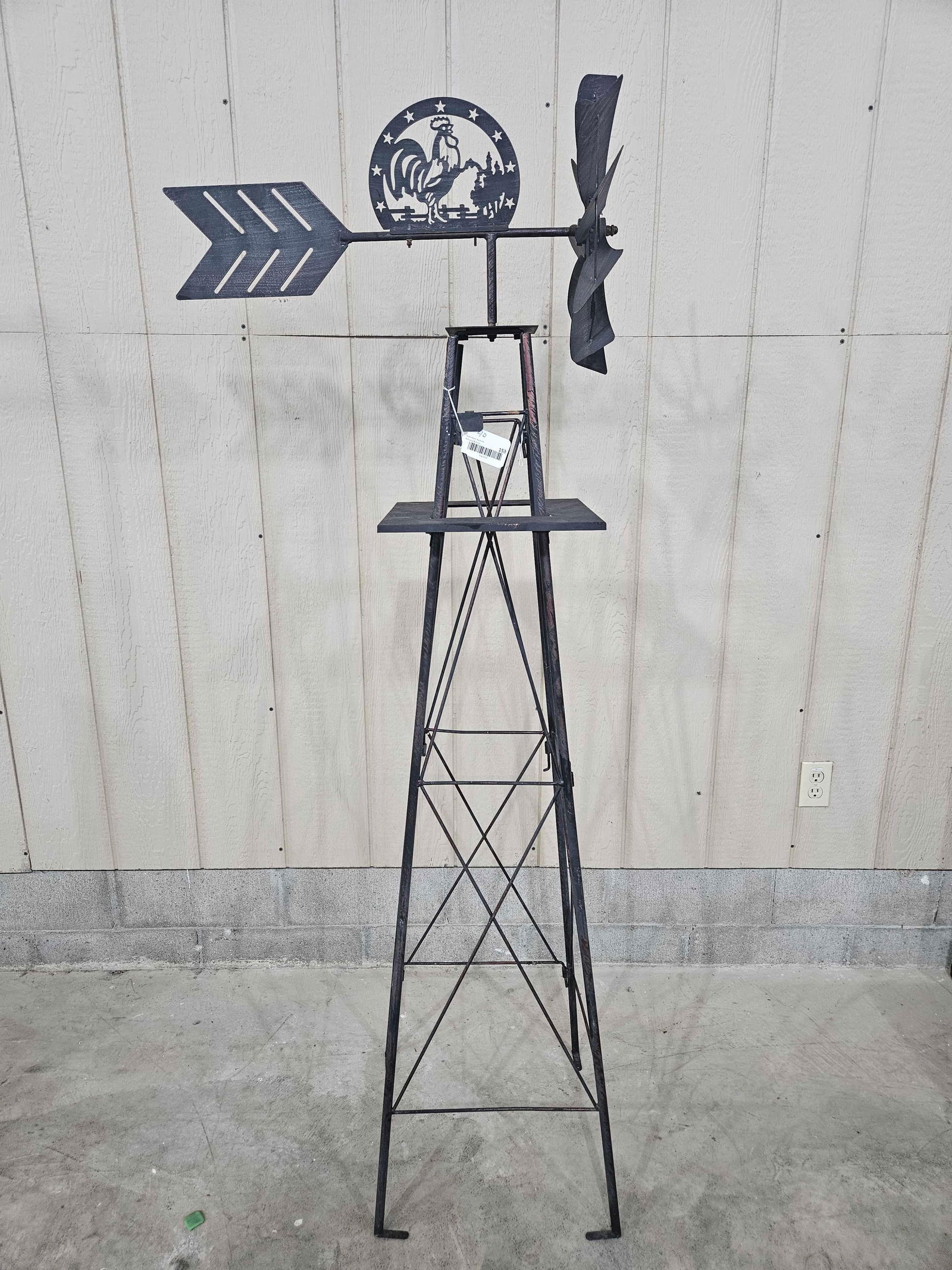 ROOSTER YARD DECOR WINDMILL (1 of 8)