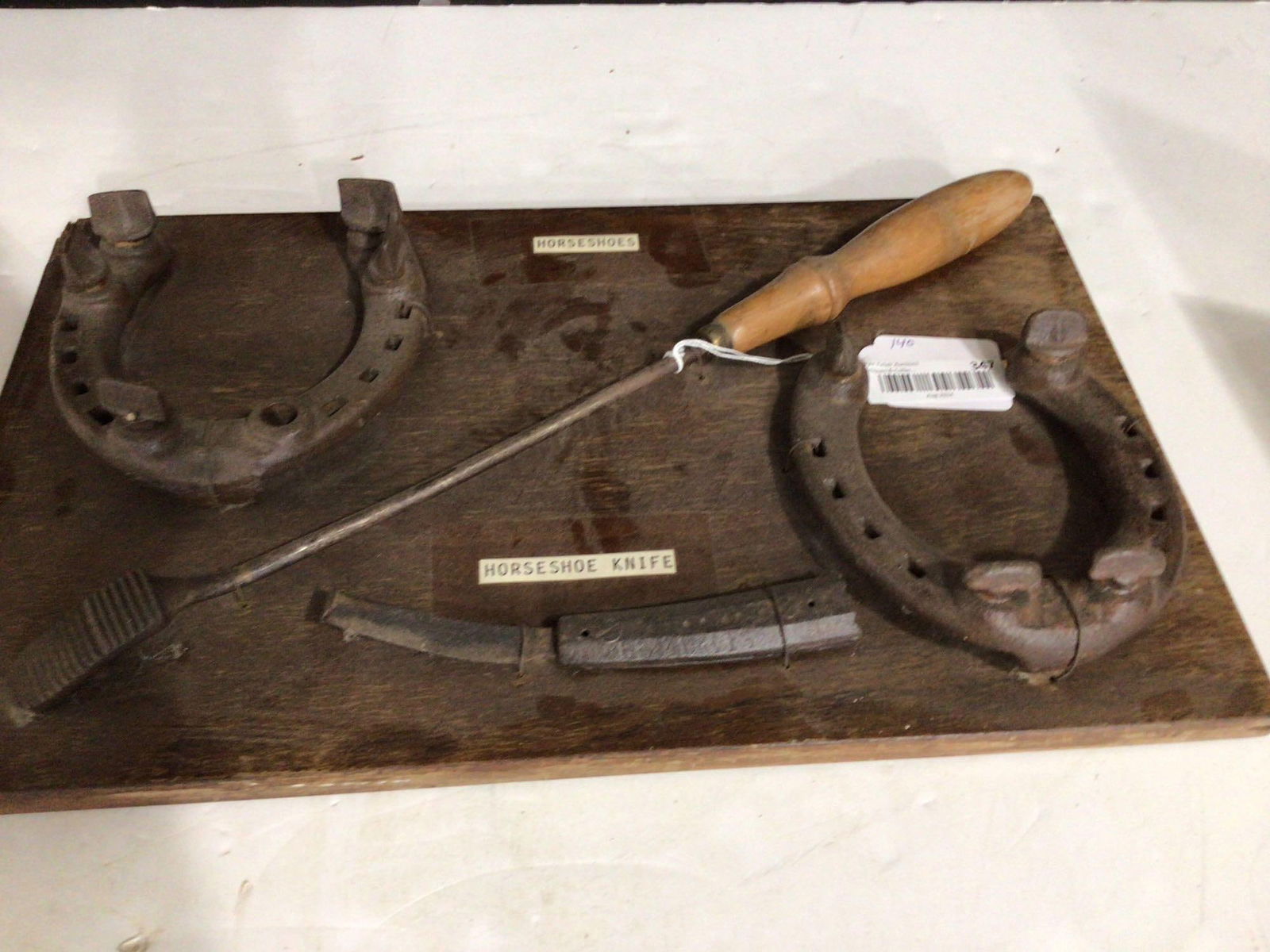 FARRIERS TOOL DISPLAY (1 of 4)
