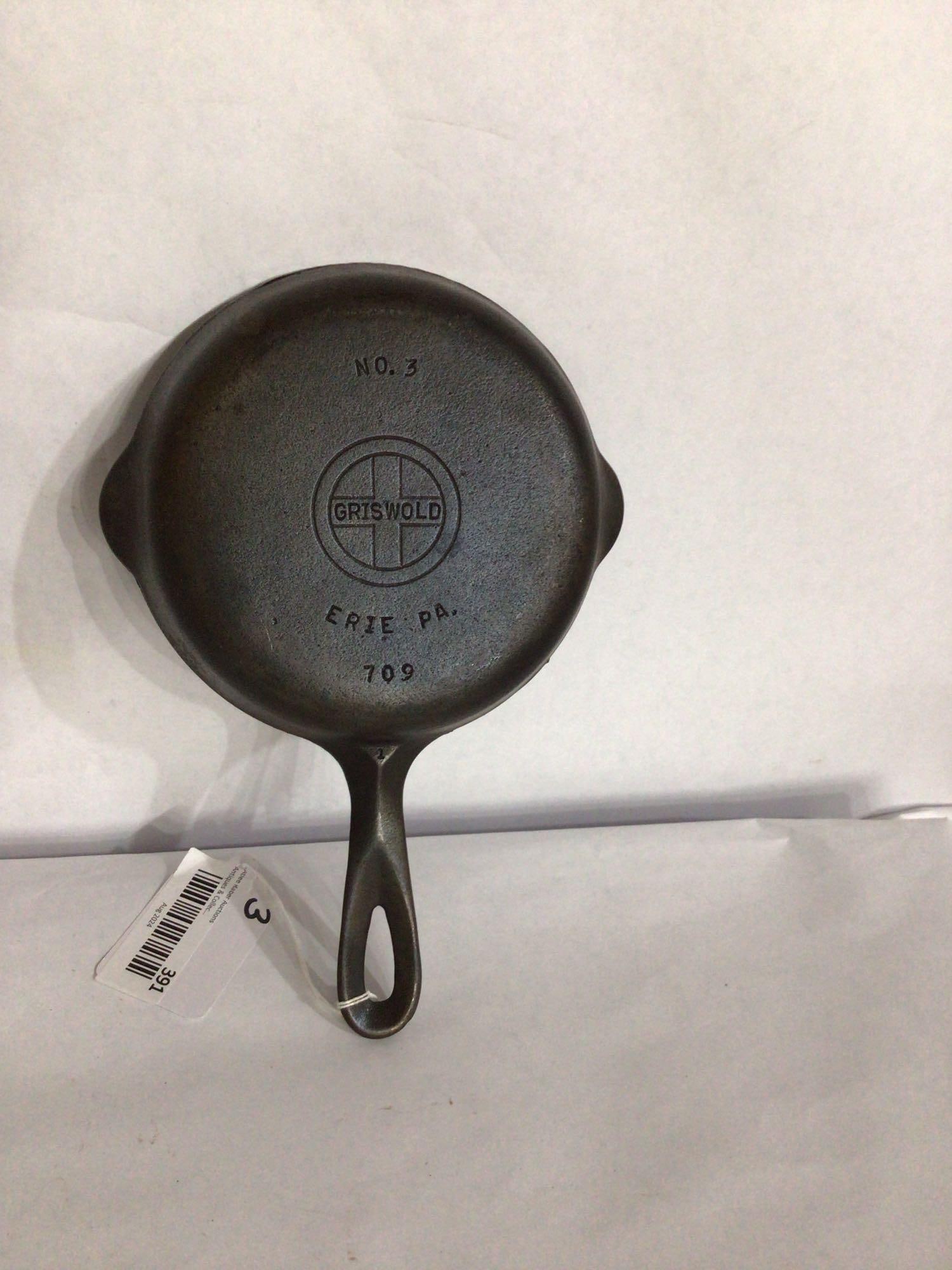 GRISWOLD NO 3 SKILLET (1 of 2)