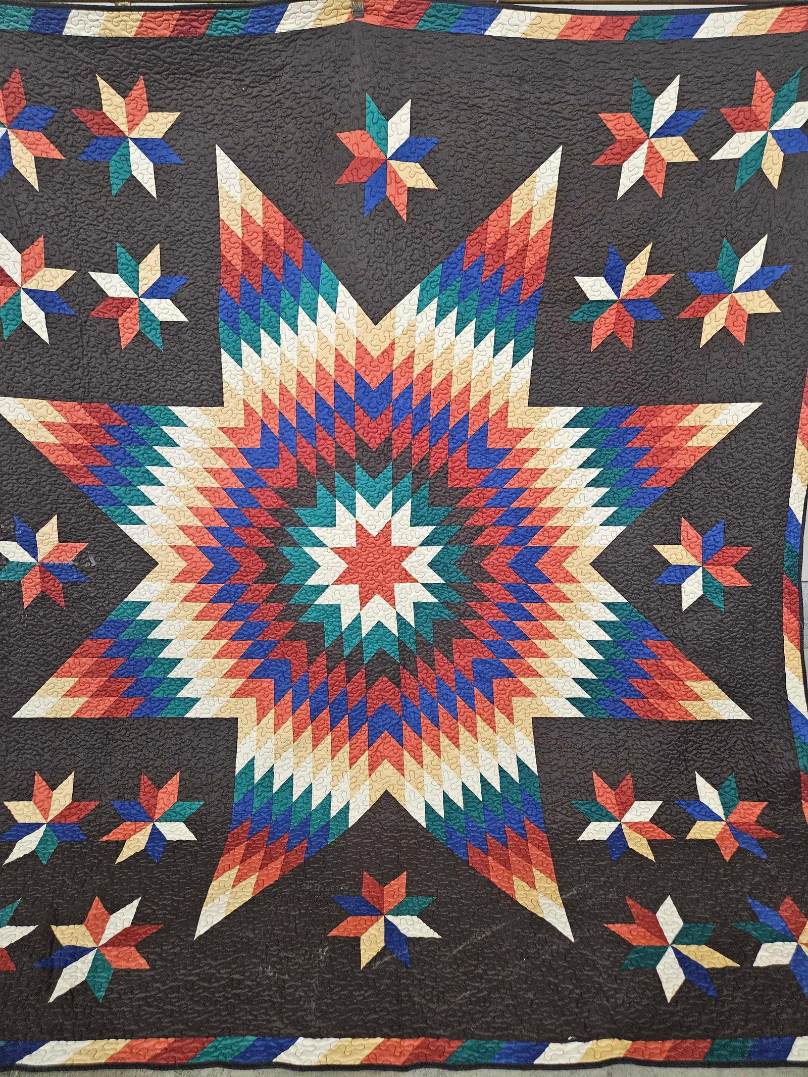 MULTI COLOR STAR PUZZLE QUILT: 96X88, GOOD CLEAN CONDITION